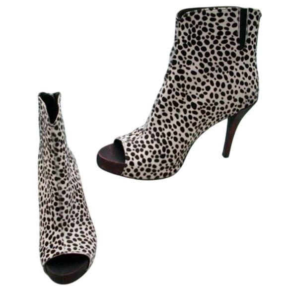 Donald Pliner Animal Print Hair Calf Leather Shoe New Peep Toe Bootie $495 NWT - Picture 5 of 6